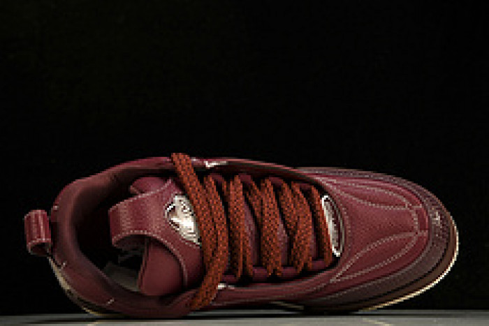 L&V SNEAKERS