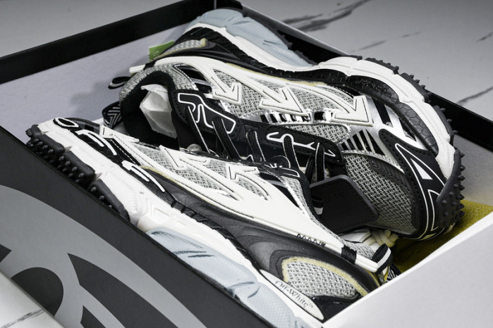 OH SNEAKER