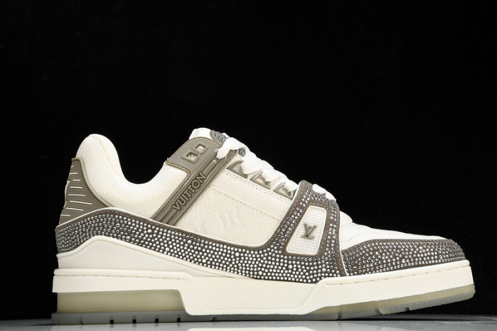 L&V SNEAKERS