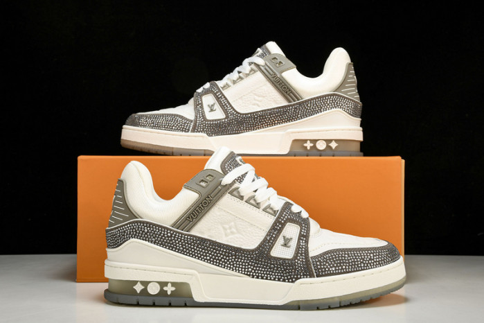 L&V SNEAKERS