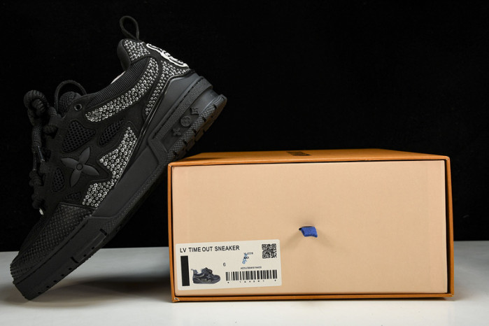 L&V SNEAKERS