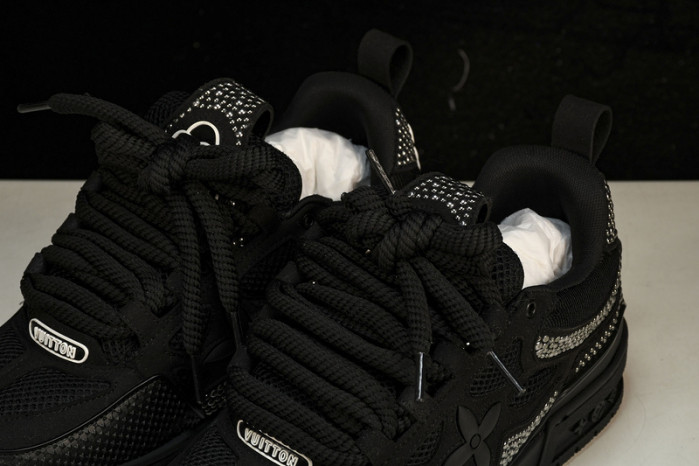 L&V SNEAKERS