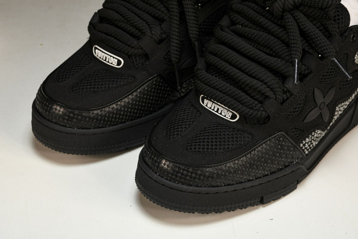 L&V SNEAKERS