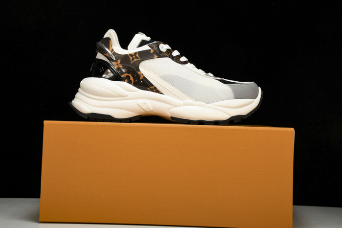 L&V SNEAKERS