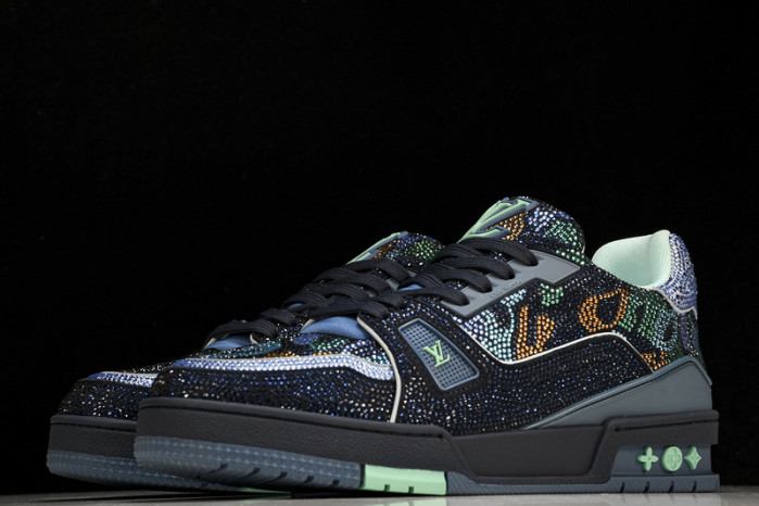 L&V SNEAKERS