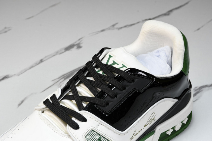 L&V SNEAKERS