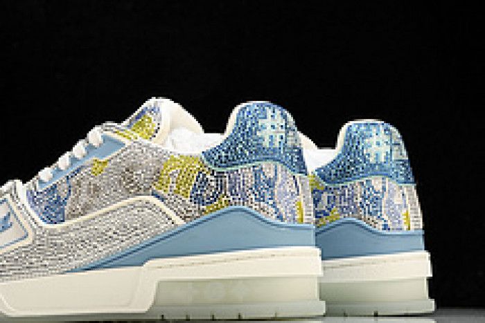 L&V SNEAKERS