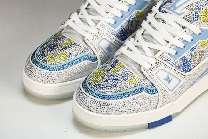 L&V SNEAKERS