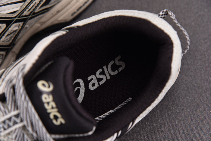 As*ic*ss shoes