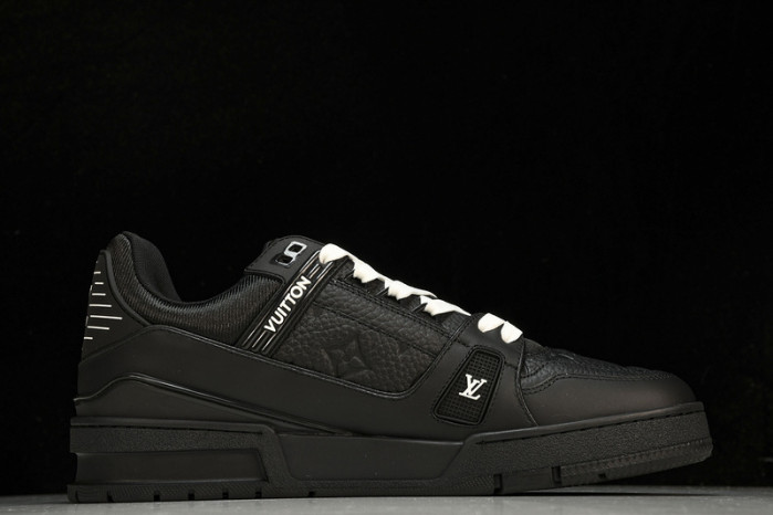 L&V SNEAKERS