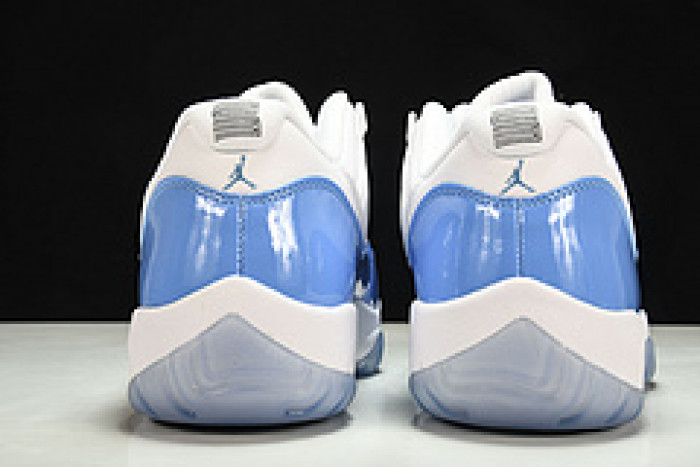 Jordan 11 Retro Low University Blue (2017)528895-106