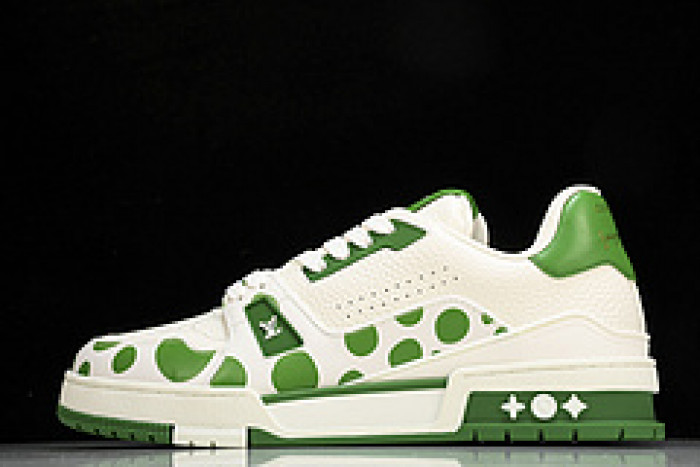 L&V SNEAKERS