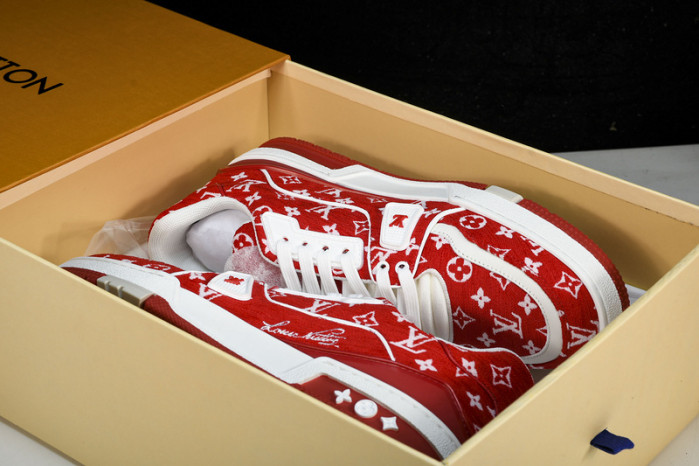L&V SNEAKERS