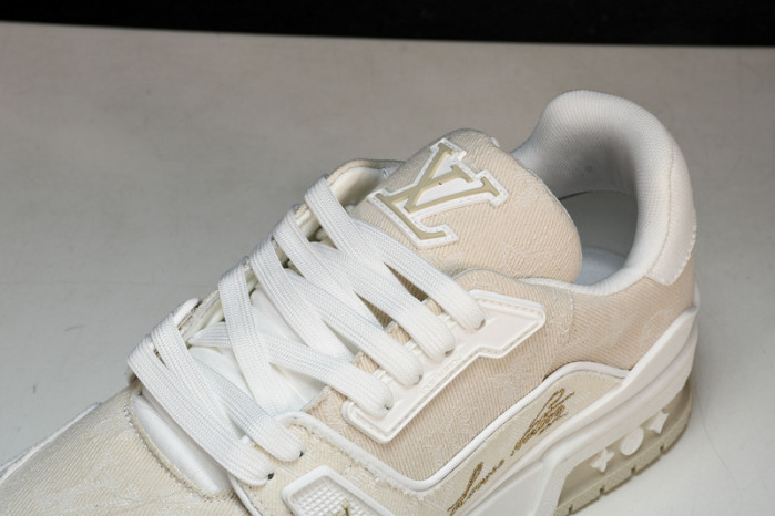 L&V SNEAKERS