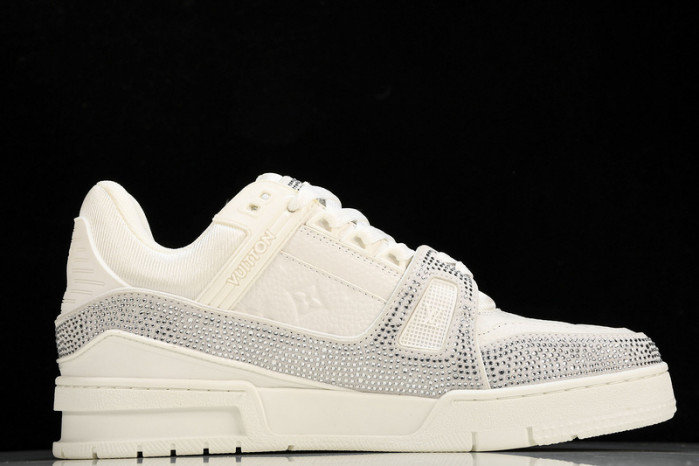 L&V SNEAKERS