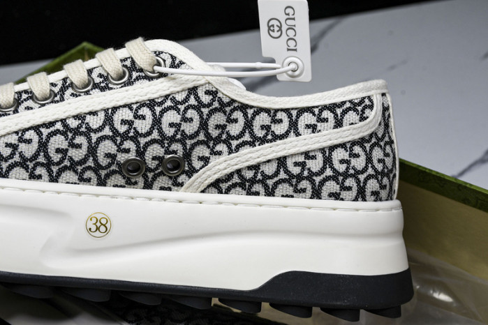 GUCC SNEAKER