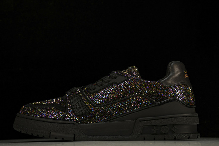L&V SNEAKERS