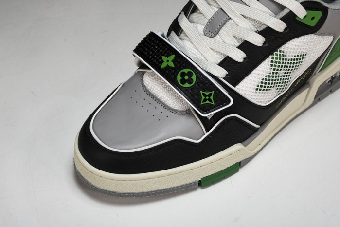 L&V SNEAKERS