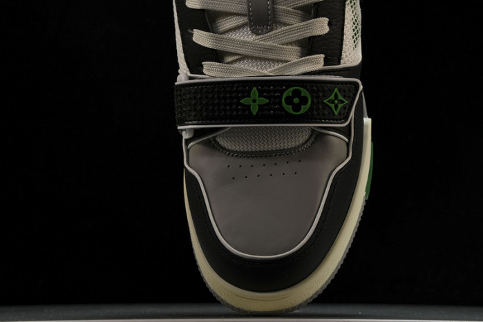 L&V SNEAKERS