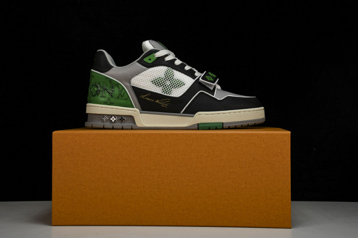 L&V SNEAKERS
