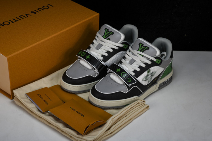 L&V SNEAKERS