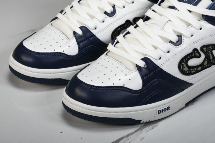 DI*O*R B57 PANKICK