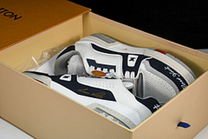 L&V SNEAKERS