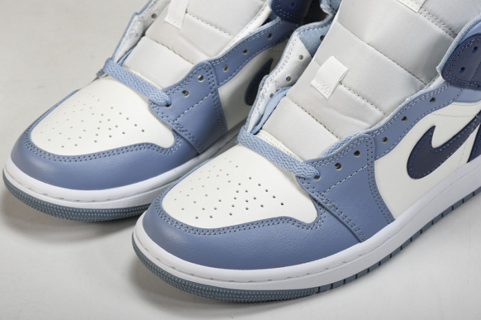 WMNS AIR JORDAN 1 MID BQ6472-140