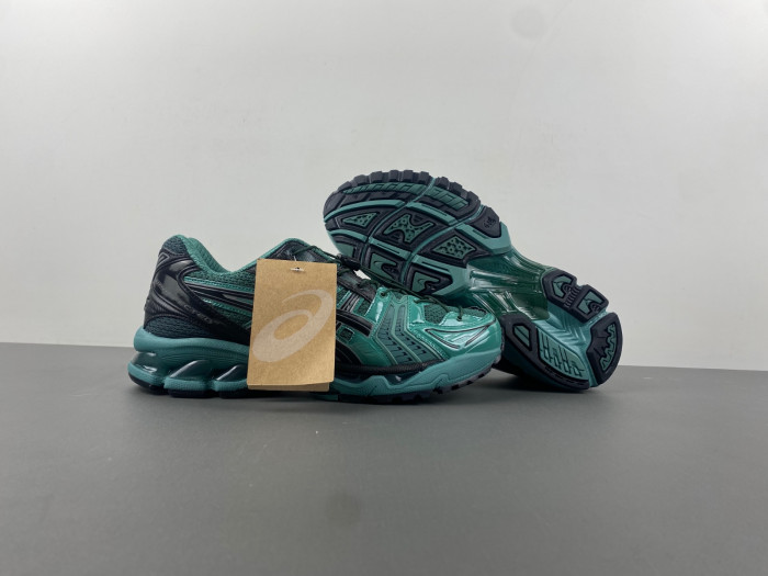 As*ic*ss shoes