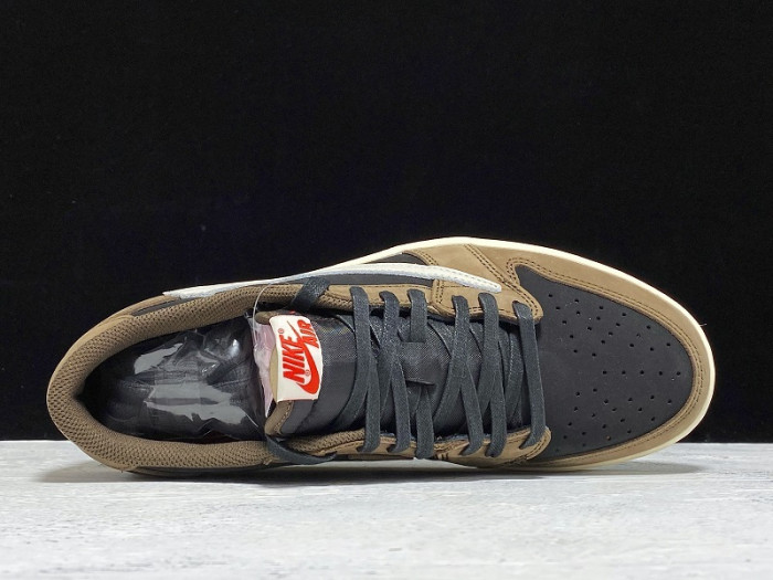 Jordan 1 Retro Low OG SP Travis Scott CQ4277-001