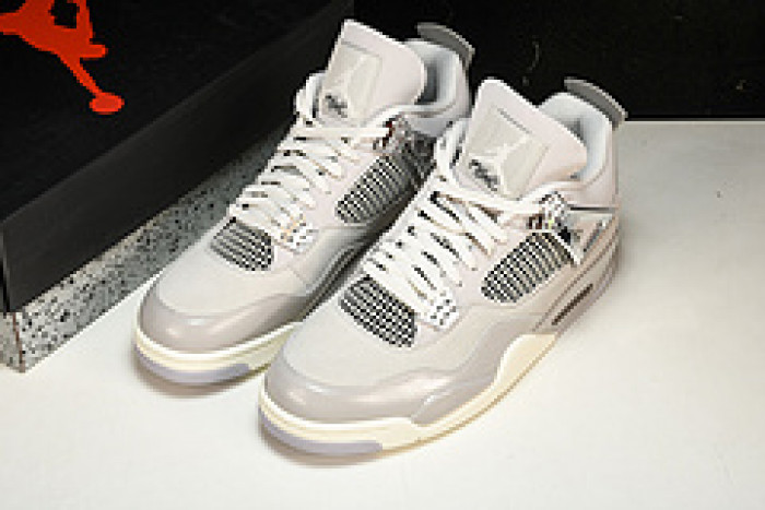 Air Jordan 4 Womens Frozen Moments AQ9129-001