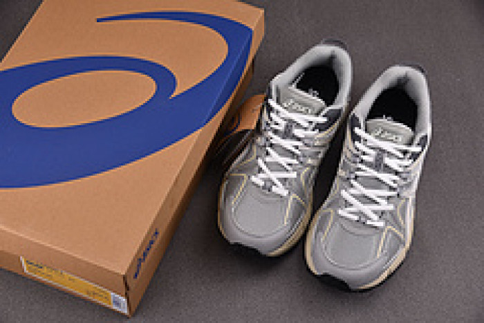As*ic*ss shoes