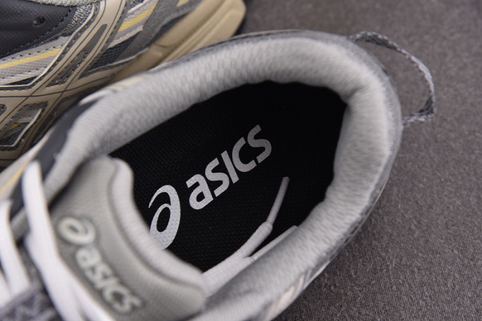 As*ic*ss shoes