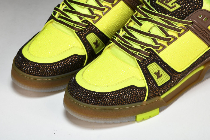 L&V SNEAKERS