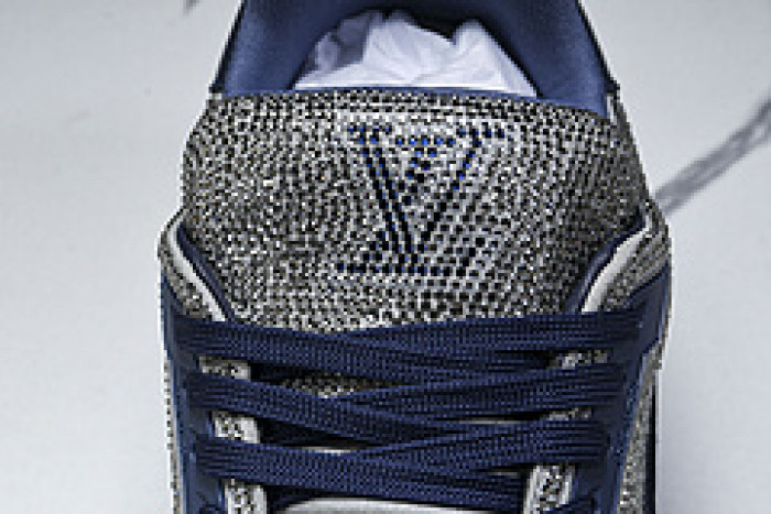 L&V SNEAKERS