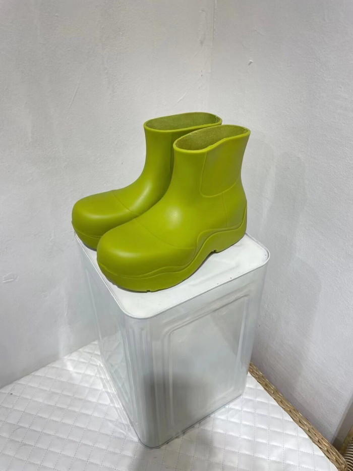 PUDDLE BOOT