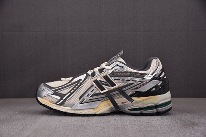 As*ic*ss shoes