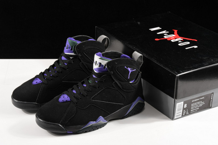 AIR JORDAN 7 RETRO ''RAY ALLEN BUCKS'' 304775-053