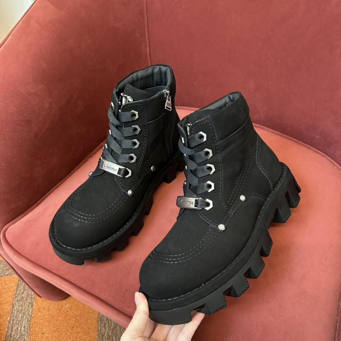 L&V SNEAKERS