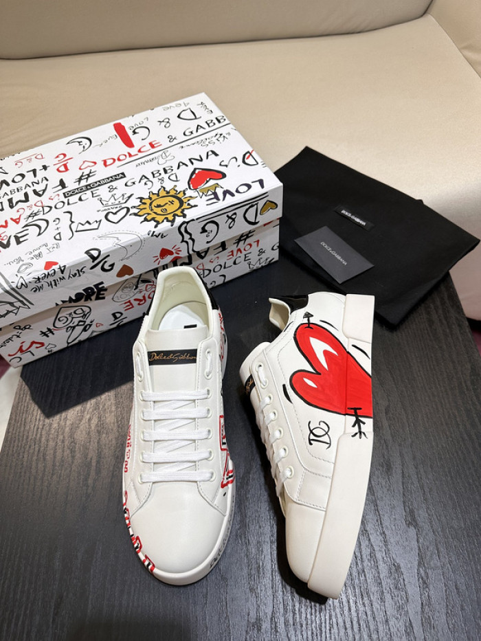 DG sneaker