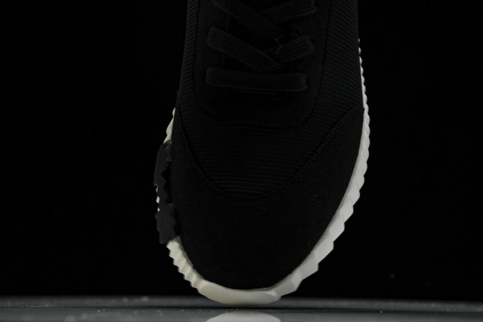 HER_MERS SNEAKER