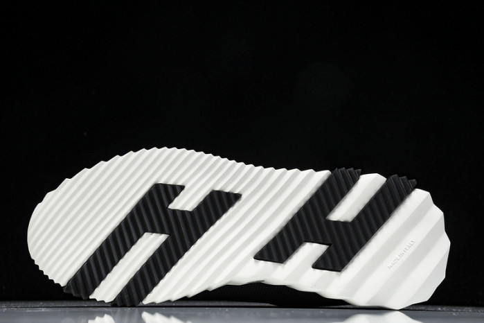 HER_MERS SNEAKER