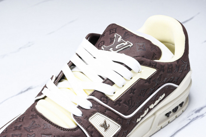 L&V SNEAKERS