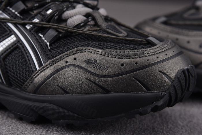 As*ic*ss shoes