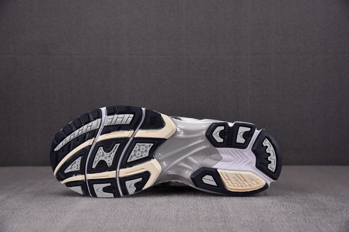 As*ic*ss shoes