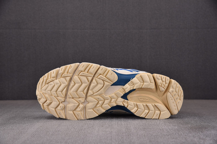 As*ic*ss shoes