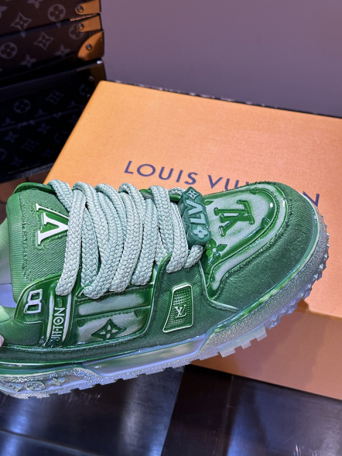 L&V SNEAKERS