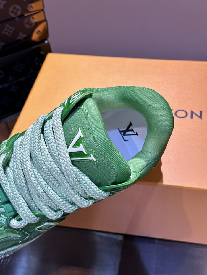 L&V SNEAKERS