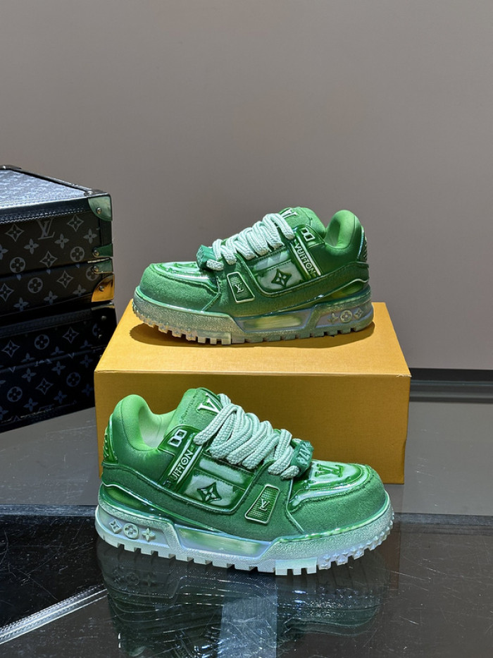 L&V SNEAKERS