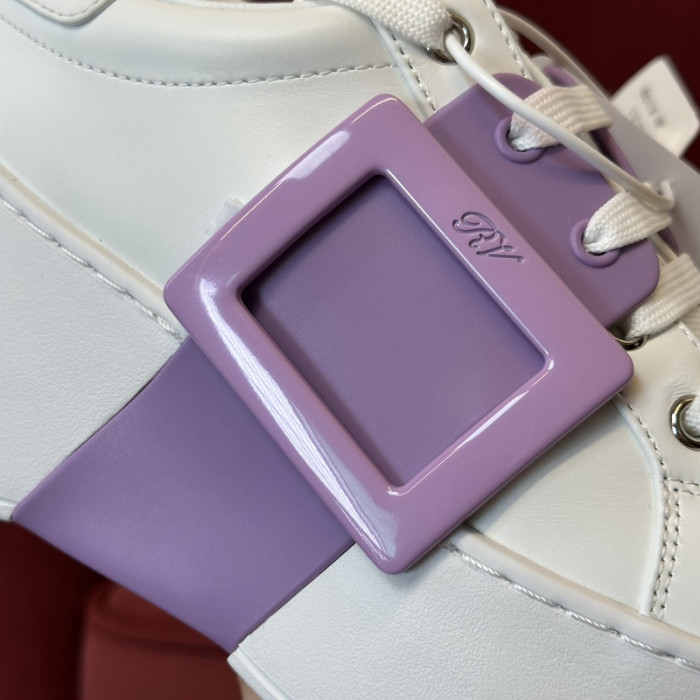 RV sneaker